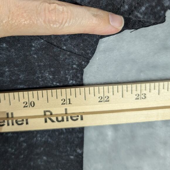 Universal Studios Shirt Mens Large Black ET Jaws Jurassic Park Back to future - Picture 5 of 6